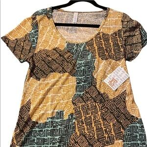 NWT LULAROE CLASSIC T